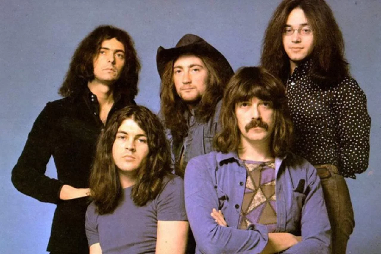 Fechando esse seleto grupo de bandas históricas do rock mundial está o Deep Purple, grupo que é considerado como um dos pioneiros do heavy metal. Eles surgiram em 1968 e ao longo dos anos passaram por diversas mudanças de formação.