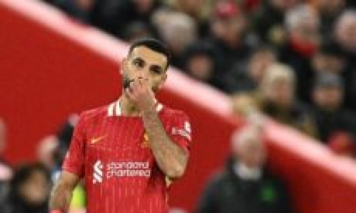 Em fim de contrato, Salah fala sobre renovação com Liverpool: &#8216;Longe&#8217; -  (crédito: No Ataque Internacional)