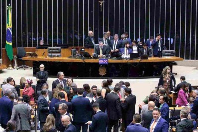 A cada ano, os políticos dão mais atenção à disseminação dos seus trabalhos entre os eleitores, principalmente a partir das redes  sociais



 -  (crédito: Bruno Spada/Câmara dos Deputados)