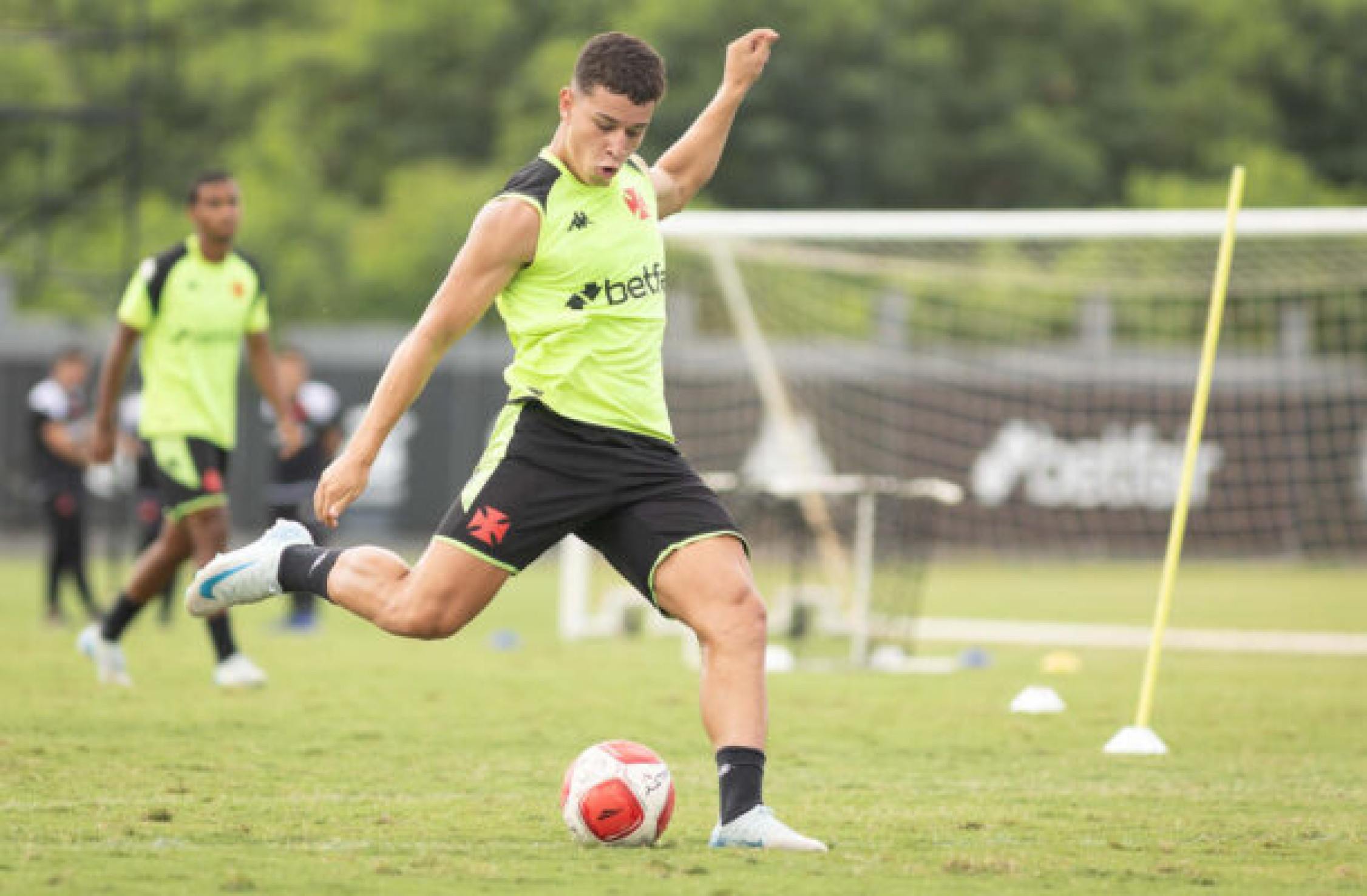 Vasco fará jogo-treino contra o Volta Redonda