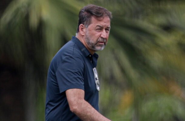 Conselho Deliberativo aprova pedido de impeachment contra Augusto Melo. Conselheiros cobram a saída do mandatário após o caso VaideBet. - Foto: Rodrigo Coca/Agência Corinthians