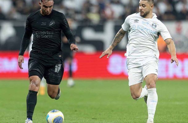 Para encerrar o mÃªs, o Corinthians teve o primeiro embate contra o GrÃªmio, pelo jogo de ida das oitavas de final da Copa do Brasil. Em um jogo muito truncado e com uma expulsÃ£o para cada lado, as equipes ficaram empatadas em 0 a 0. - Foto: Rodrigo Coca/AgÃªncia Corinthians