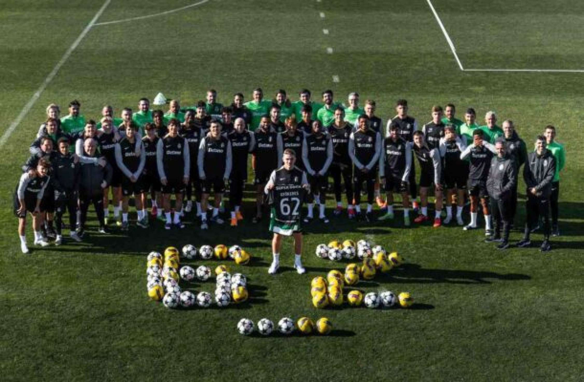 Gyokeres, artilheiro do mundo em 2024, recebe homenagem do Sporting