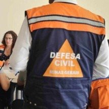 Mulher morre atingida por tromba d'água ao sair para pescar - Agência Minas