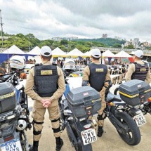 Mobilizados em dezembro para o movimento do comércio, policiais se voltam agora para a proteção de áreas residenciais
 -  (crédito: Marcilene Neves/PMMG)