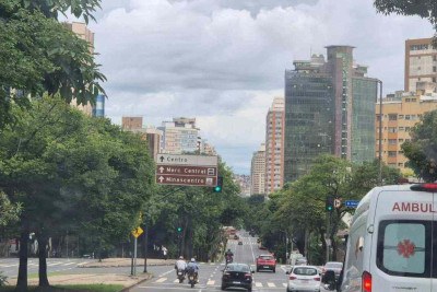 2025 começa com tempo nublado a chuvoso em Minas Gerais -  (crédito: Jair Amaral/EM/D.A Press)