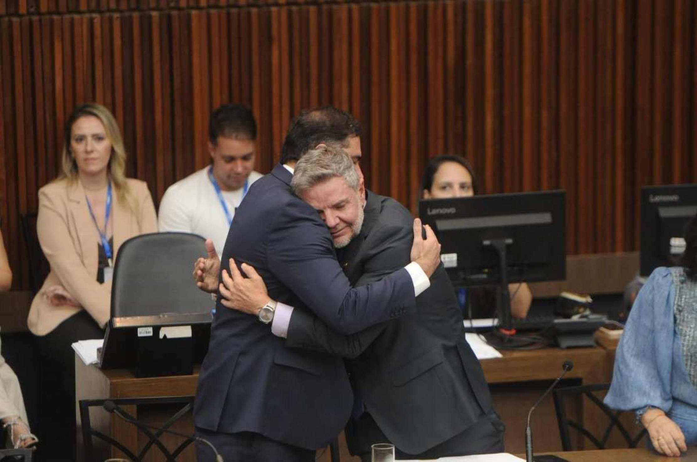 Juliano Lopes é eleito presidente da Câmara Municipal de Belo Horizonte