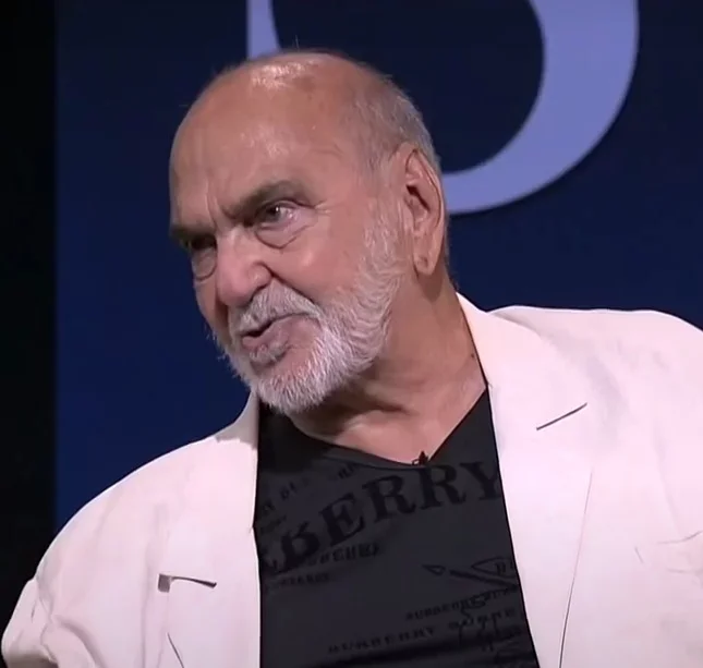 Ator: Lima Duarte - Time do coração: São Paulo - Atualmente com 92 anos, ele tem em sua conta oficial do Instagram mais de 500 mil seguidores.