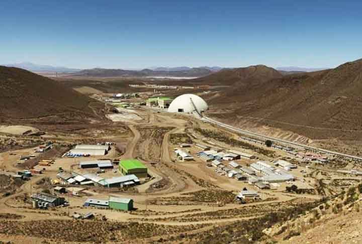 San Cristobal em Lipez, Departamento de Potosí, na Bolívia, é uma mina de prata, chumbo e zinco a céu aberto perto da cidade de mesmo nome. Ela é operada pela Sumitomo Corporation.