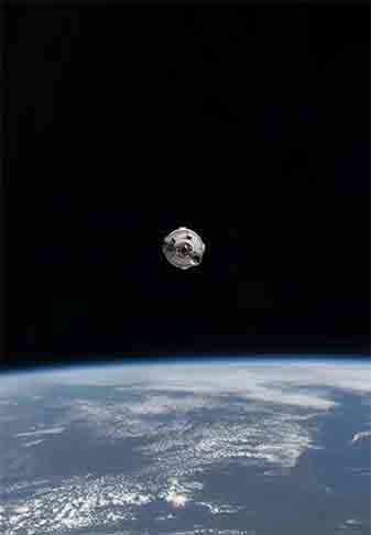 Em pleno espaço, os astronautas têm que ser tecnicamente habilidosos com uma câmera para conseguirem capturar as melhores imagens dos locais por onde passam.
