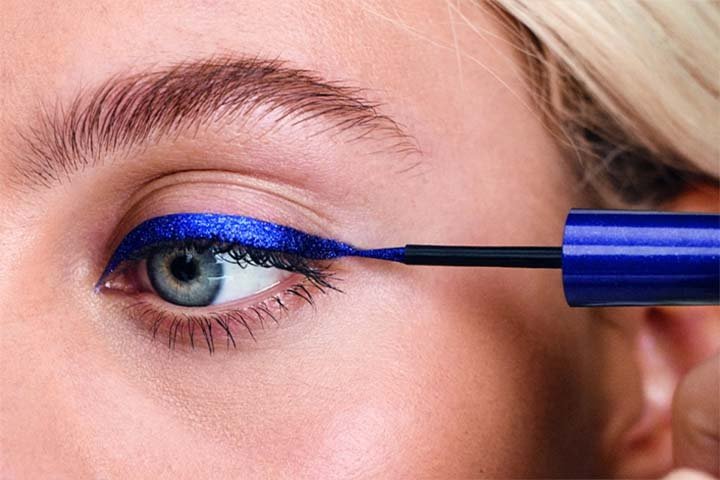 Rimmel - Marca fundada pela House of Rimmel, tornou-se sinônimo de cosmético feminino para os cílios (grafado como rímel). 
