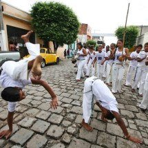 Capoeira é jogo, música, dança! Defesa com arte e gingado - Agecom Bahia wiki commons
