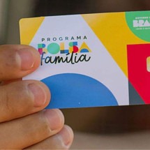 O Bolsa Família é pago a quem tem renda de, no máximo, R$ 218 mensais para cada integrante da família que vive na mesma casa, além de estar inscrito no CadÚnico -  (crédito: Jeane de Oliveira/Pronatec)