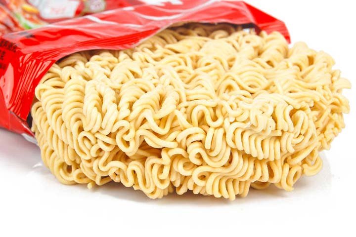 Miojo - Marca da japonesa Nissin, popularizou-se como forma de designar o macarrão instântaneo.

