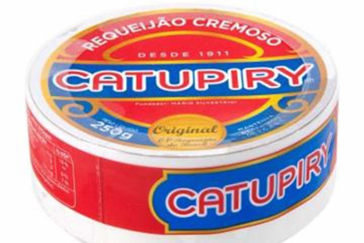 Catupiry - Marca brasileira de requeijão criada em 1911, passou a designar no dia a dia um tipo de queijo cremoso presente em pizzas, lanches e pratos diversos. 
