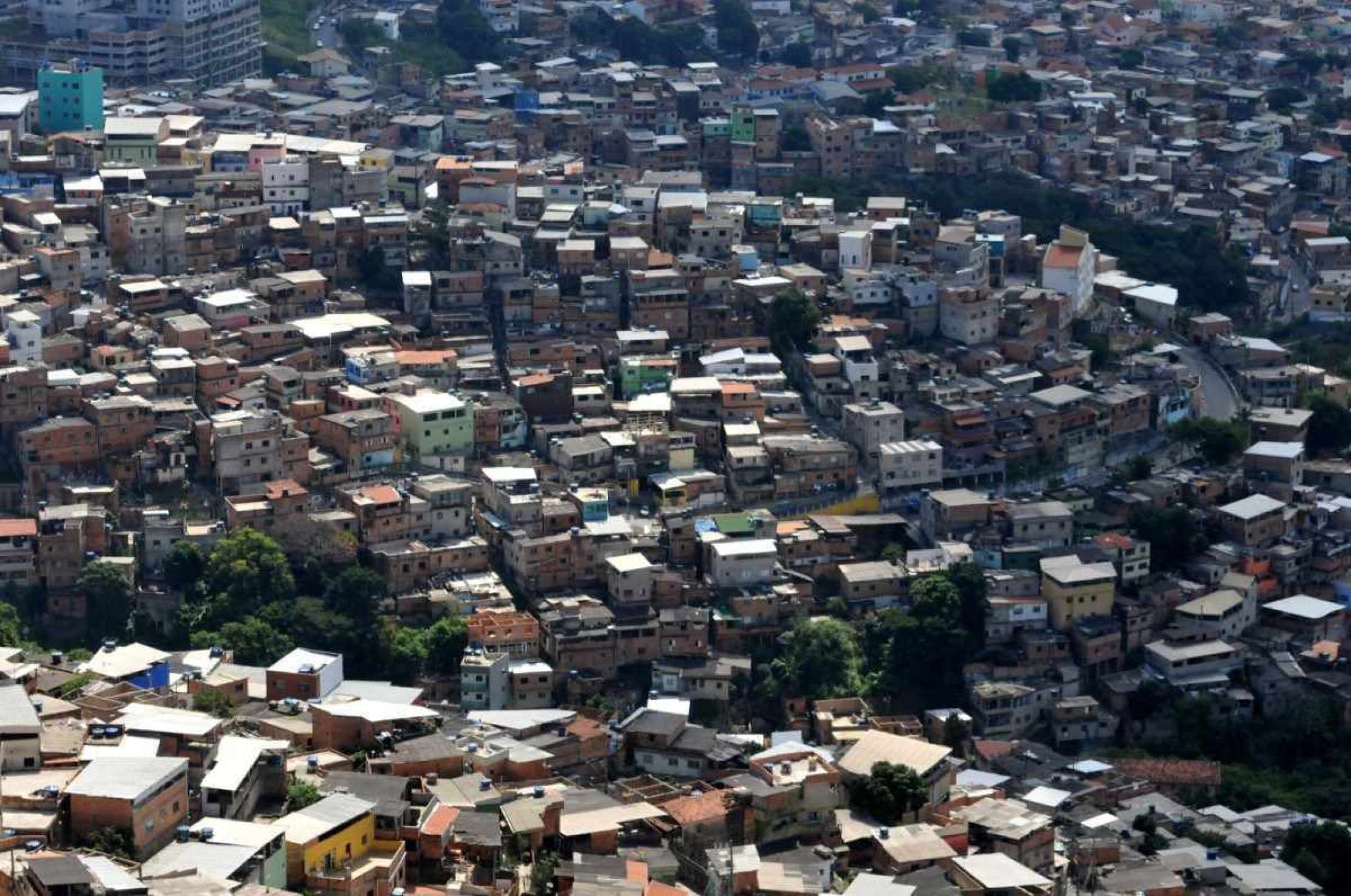 Quando o morro não desce à Câmara