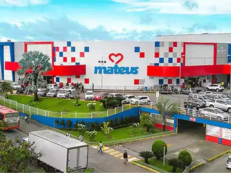 Terceiro: o Mateus Supermercados, fundado em 1986 no MaranhÃ£o, Ã© uma das maiores redes de atacado e varejo do Nordeste do Brasil. Em 2023, obteve um faturamento de R$ 8 bilhÃµes. A empresa Ã© conhecida por sua forte presenÃ§a regional, oferecendo uma ampla gama de produtos a preÃ§os competitivos.