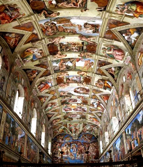 Capela Sistina: Famosa por seus magníficos afrescos de Michelangelo, incluindo o teto com a representação da Criação de Adão.