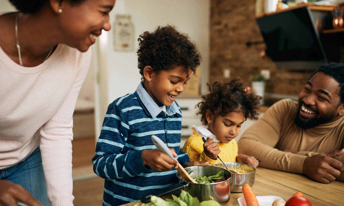 Pediatras destacam a importância de uma dieta saudável -  (crédito: DINO)