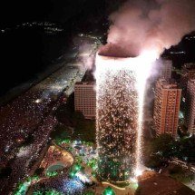 Cascata de fogos 'veste de luzes' hotel carioca e emociona no Réveillon  - Hotel Nacional/Divulgação
