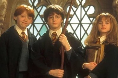 A chegada do universo de Harry Potter aos cinemas no início dos anos 2000 permitiu que uma nova legião de fãs pudesse conhecer as aventuras dos amigos bruxinhos. -  (crédito: Divulgação)