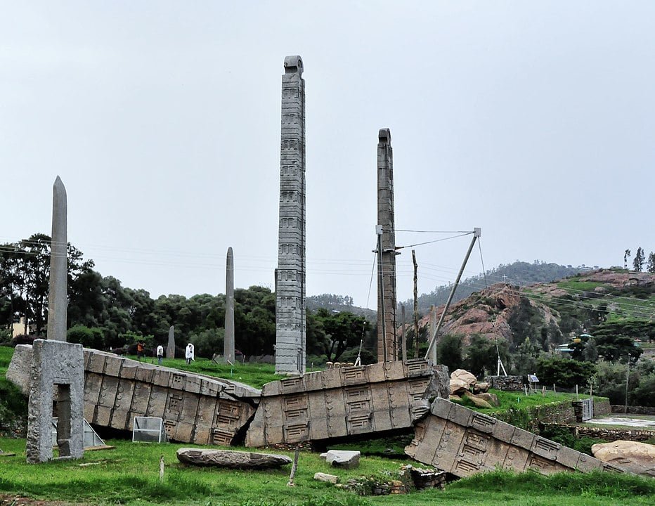 O Império Etíope, conhecido como Abissínia, existiu de 1270 até 1974, quando a monarquia foi deposta por um golpe de estado e nome mudou. 