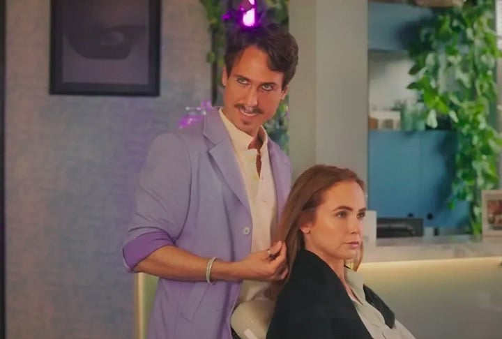 Igor Angelkorte ficou conhecido por seus papéis em novelas da TV Globo. Em 2023, por exemplo, interpretou o cabeleireiro Cacá em 