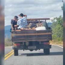 Serra do Cipó: dupla dispara arma de gel e quase provoca tragédia na pista - Leandro Couri/EM/D.A.Press