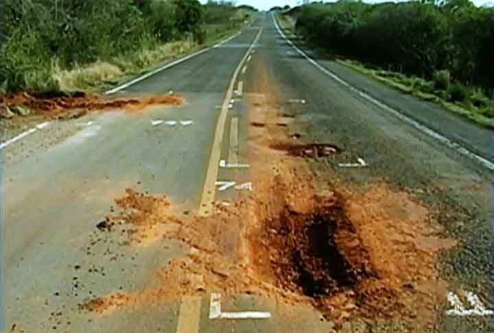 RS-640, de São Vicente do Sul a Rosário do Sul (RS) - Tem uma extensão de 88 km entre São Vicente do Sul e Rosário do Sul, no estado do Rio Grande do Sul. A operação cabe ao DAER-RS (Departamento Autônomo de Estradas de Rodagem do Rio Grande do Sul), que é o órgão estadual encarregado da manutenção e operação do trecho.

