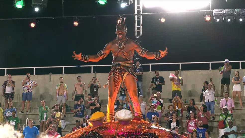 Exu é uma divindade frequentemente confundida com o Diabo. Por isso, a Grande Rio, no carnaval de 2023, tentou desmistificar a figura do orixá com o enredo  'Fala, Majeté! Sete chaves de Exu