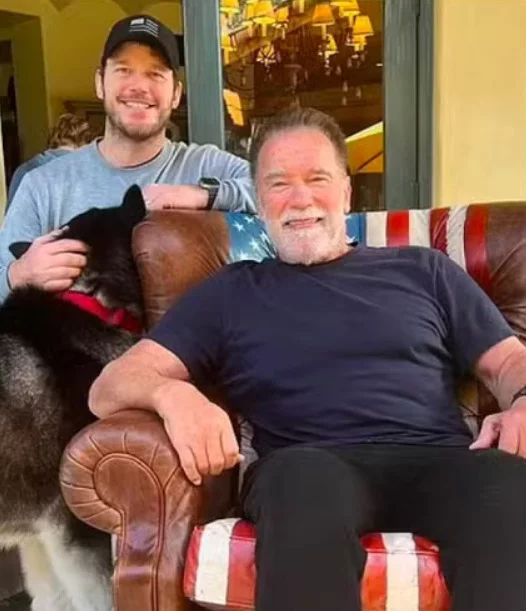 Genro do ator Arnold Schwarzenegger, Chris Pratt postou fotos do sogro no ambiente familiar no dia em que ele completou 77 anos, em 30/7/2024. 