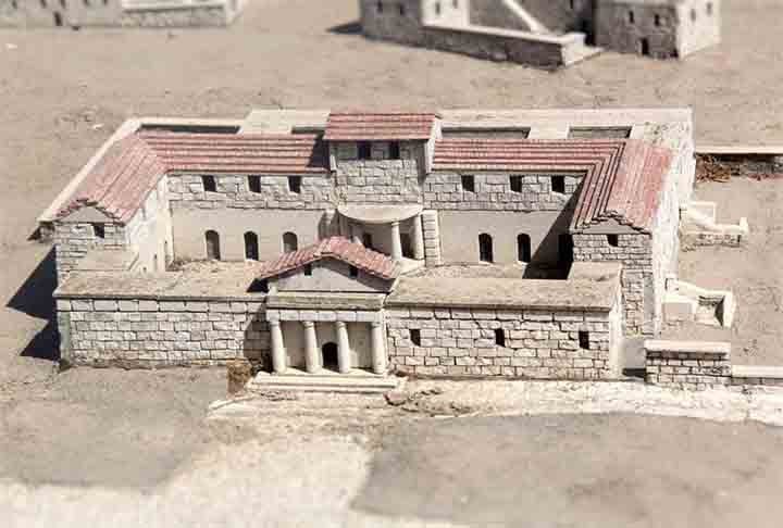 Inaugurada em 1966, a maquete da Terra Santa foi transferida para o Museu de Jerusalém em 2006 e está entre as atrações do local.