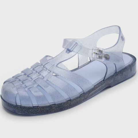 Outro sucesso entre as meninas era a série de sandálias 