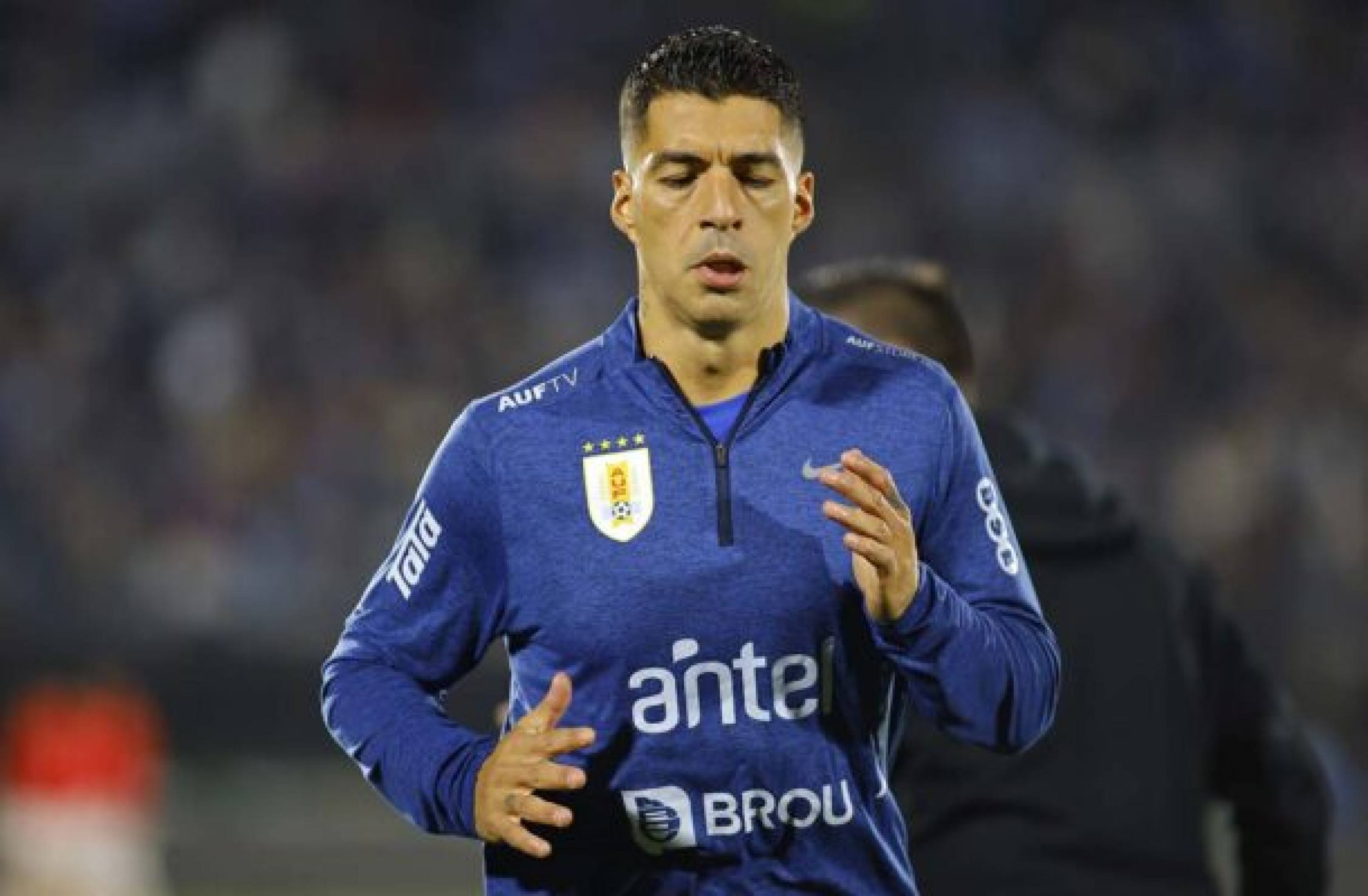 Suárez interrompeu suas férias no Uruguai para evitar tragédia
