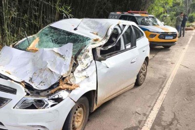 Motorista, de 46 anos, teve traumatismo cranioencefálico moderado -  (crédito: Polícia Militar Rodoviária/Reprodução)