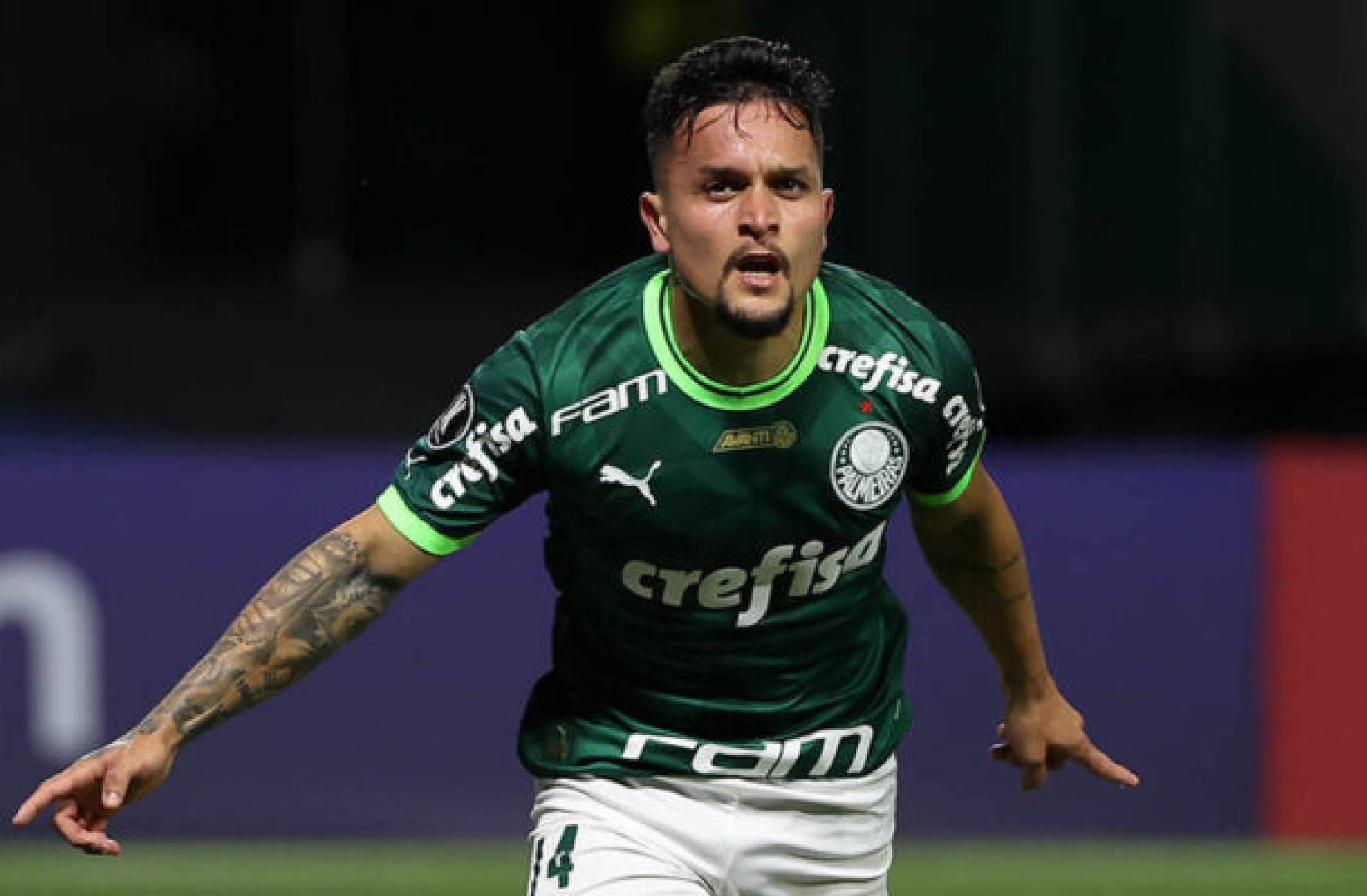 Atlético faz proposta oficial por Arthur, do Zenit