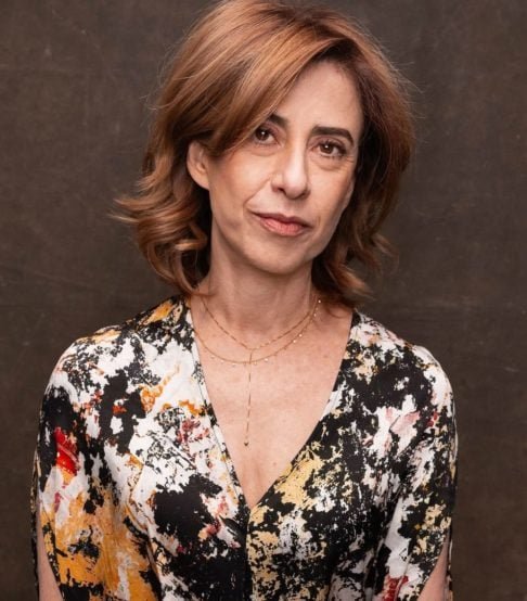 Além de atriz, Fernanda Torres é uma escritora talentosa. Publicou crônicas em veículos renomados, como a revista 