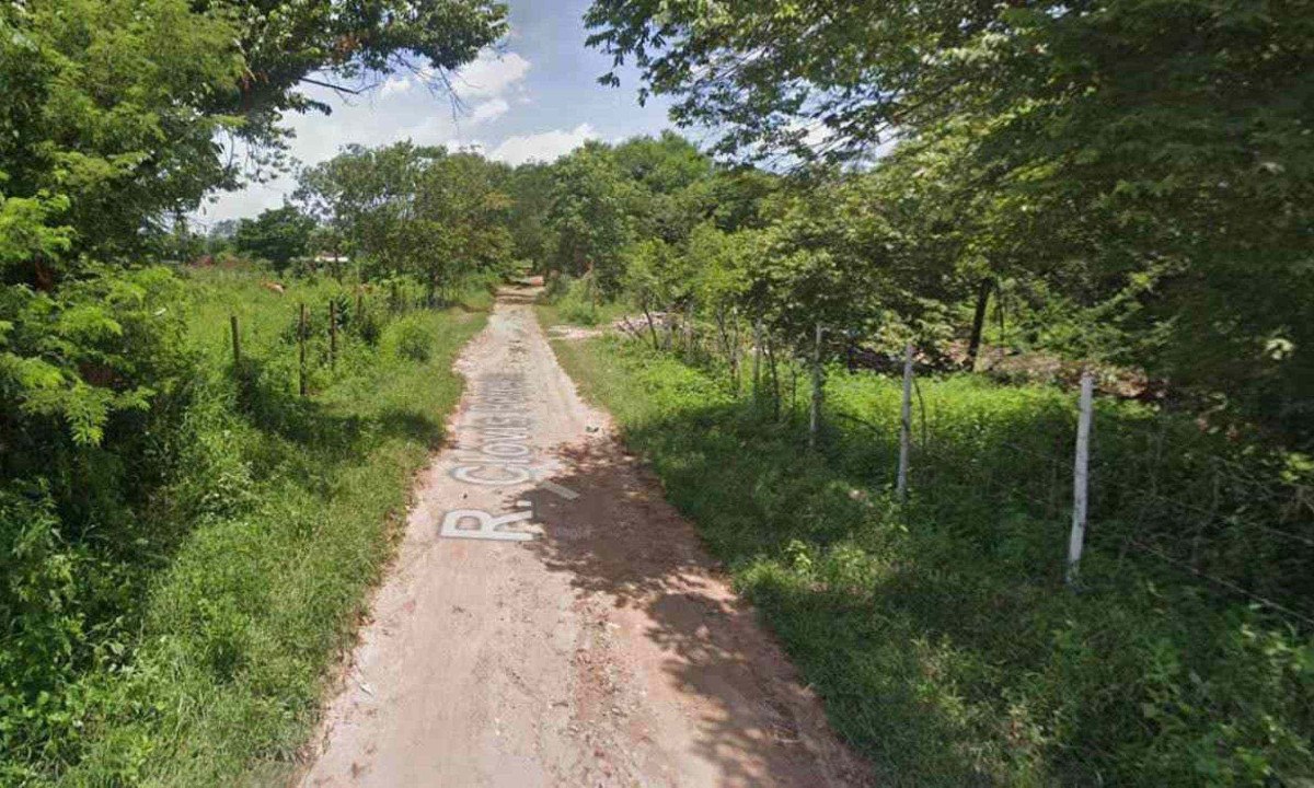 Local onde o crime aconteceu, no Bairro São Francisco, em Pirapora -  (crédito: Reprodução / Google Street View)