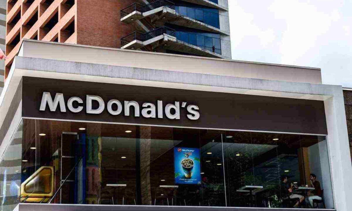 A McDonald's vai se retirar de pesquisas externas que calculam os índices de diversidade corporativa
 -  (crédito: Federico PARRA/AFP)