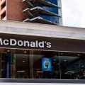 McDonald’s recua em políticas de diversidade