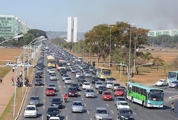 No Brasil, ainda é baixa a presença de carros autônomos, o que dificulta a efetividade do novo sistema de semáforos. E até mesmo os testes seriam complicados. É aguardar para ver.
