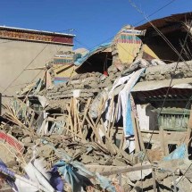 Terremoto intenso no Tibet chinês deixa cerca de 100 mortos
