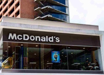 A McDonald's vai se retirar de pesquisas externas que calculam os índices de diversidade corporativa
 -  (crédito: Federico PARRA/AFP)