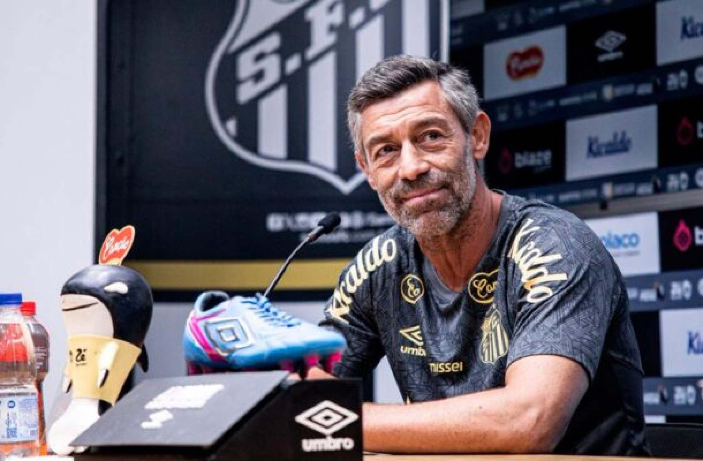 Caixinha espera chegada de Thaciano no Santos: ‘Vai nos ajudar’