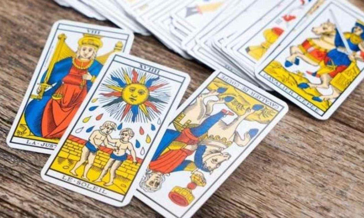 O arcano pessoal de 2025 é a carta do tarot que reflete suas principais energias para o ano -  (crédito: Astrolink/Divulgação)