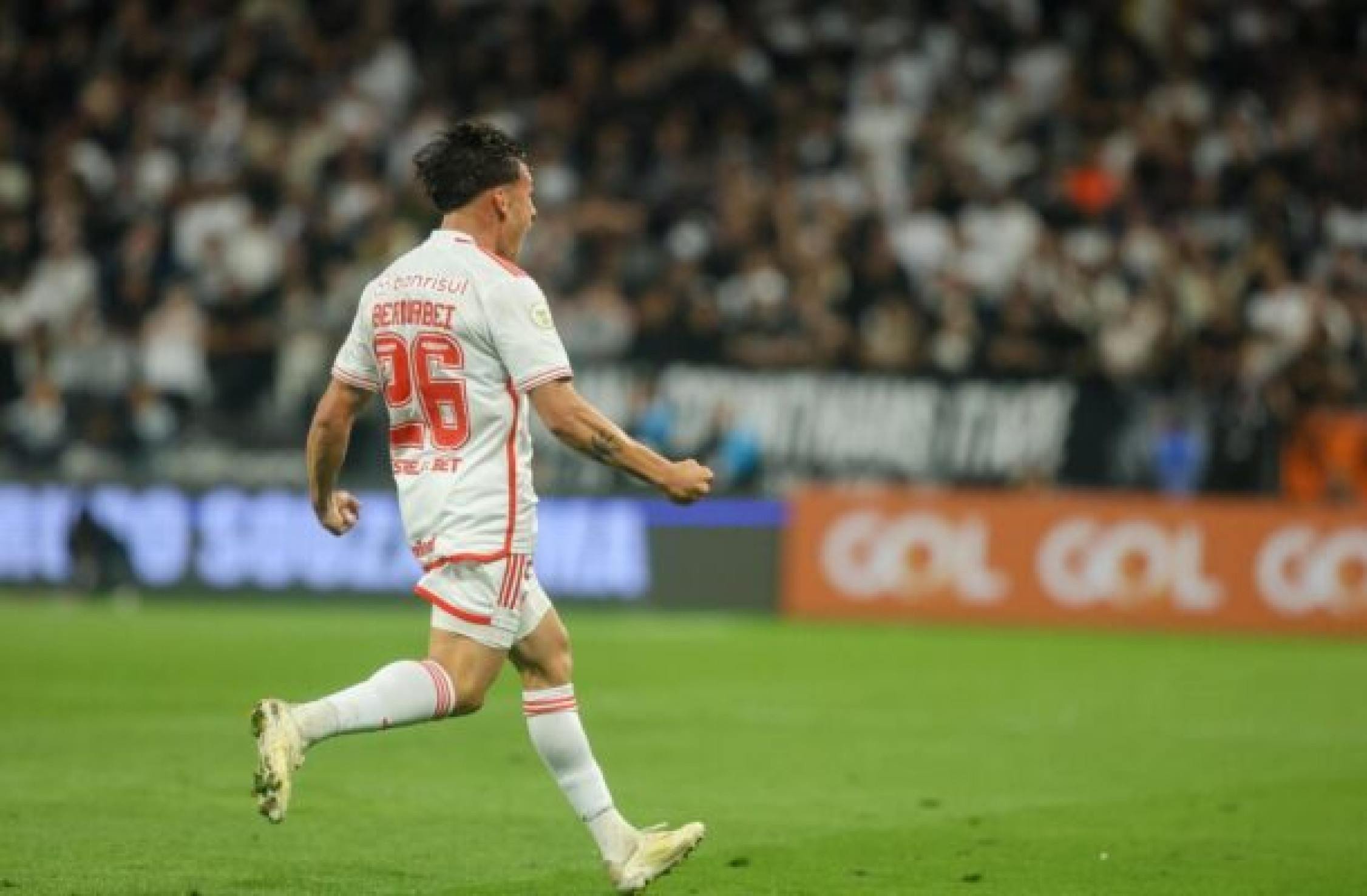 Internacional quer anunciar Bernabei até o fim da semana