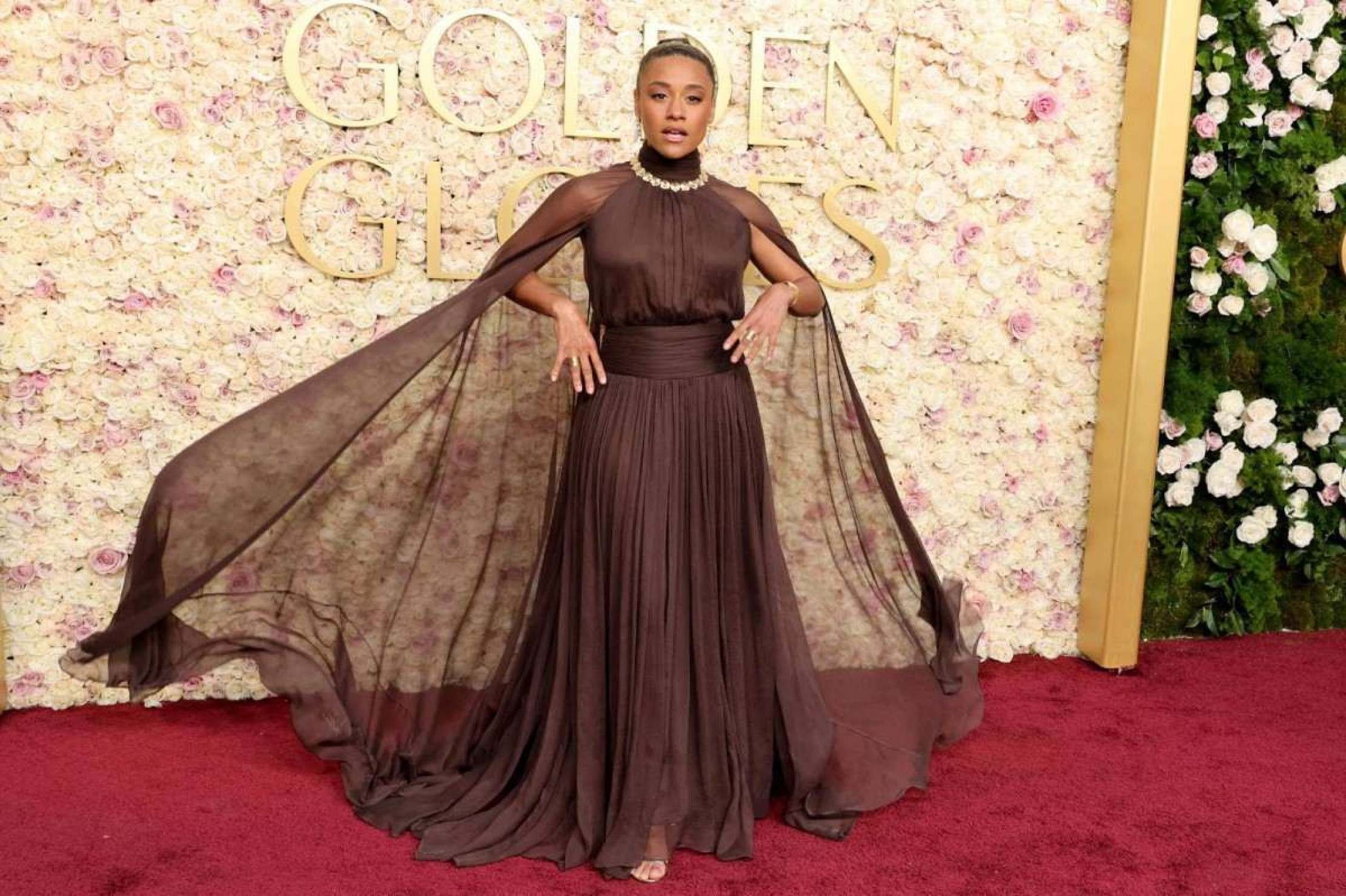 Ariana DeBose comparece à 82ª edição anual do Golden Globe Awards no The Beverly Hilton em 5 de janeiro de 2025 em Beverly Hills, na Califórnia