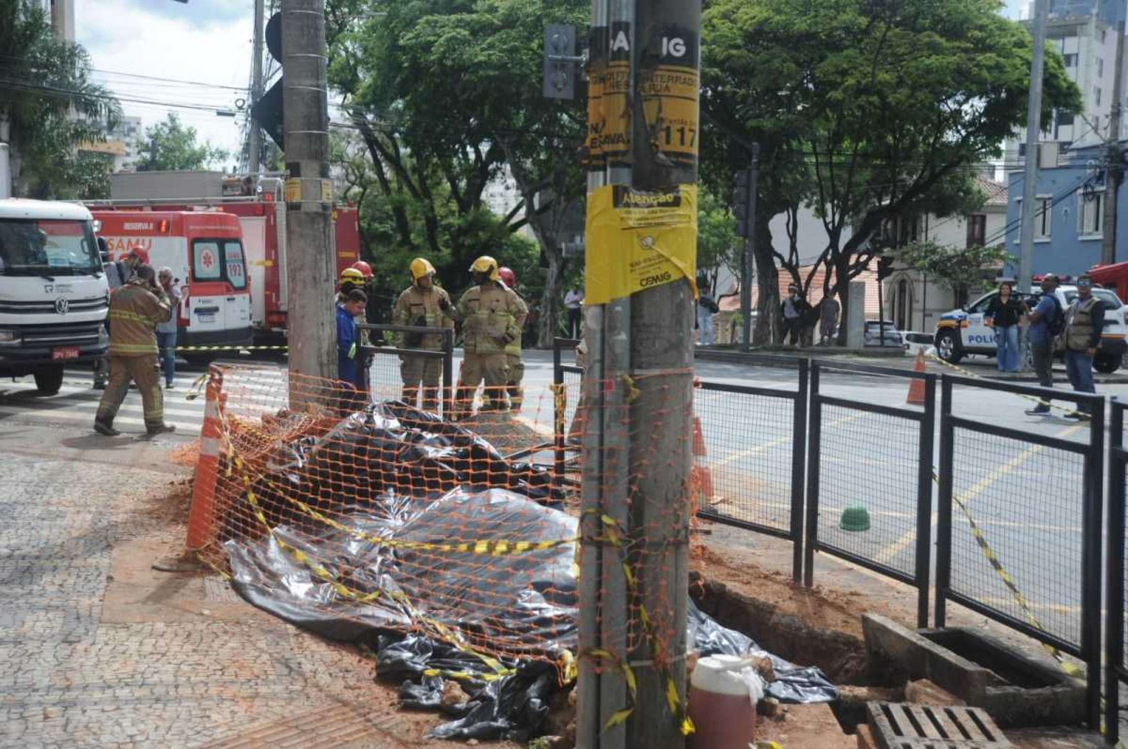 A rede elétrica foi atingida durante manutenção da rede pluvial 