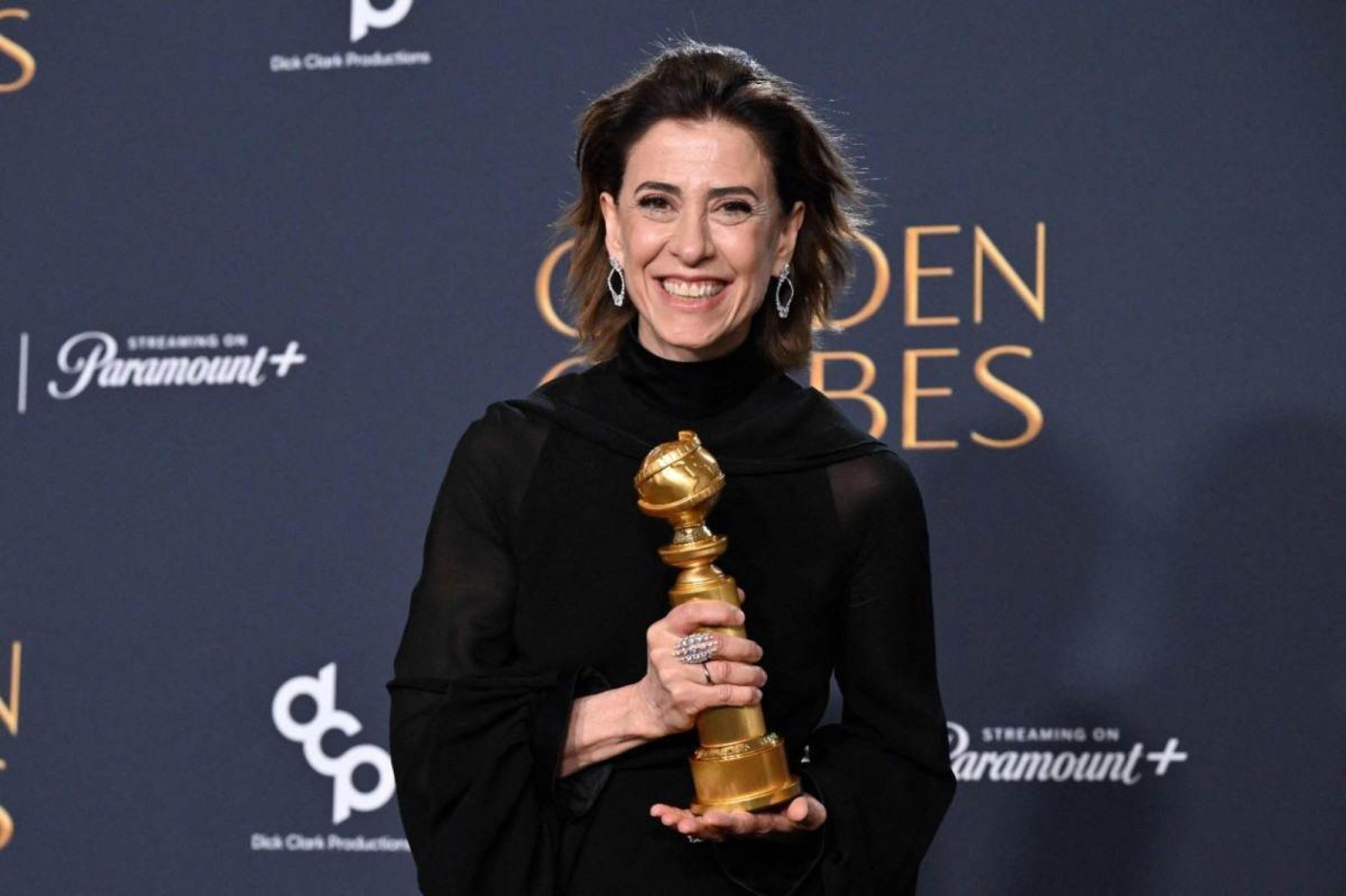 Fernanda Torres venceu nomes de peso no 82º Globo de Ouro, como Tilda Swinton (por 