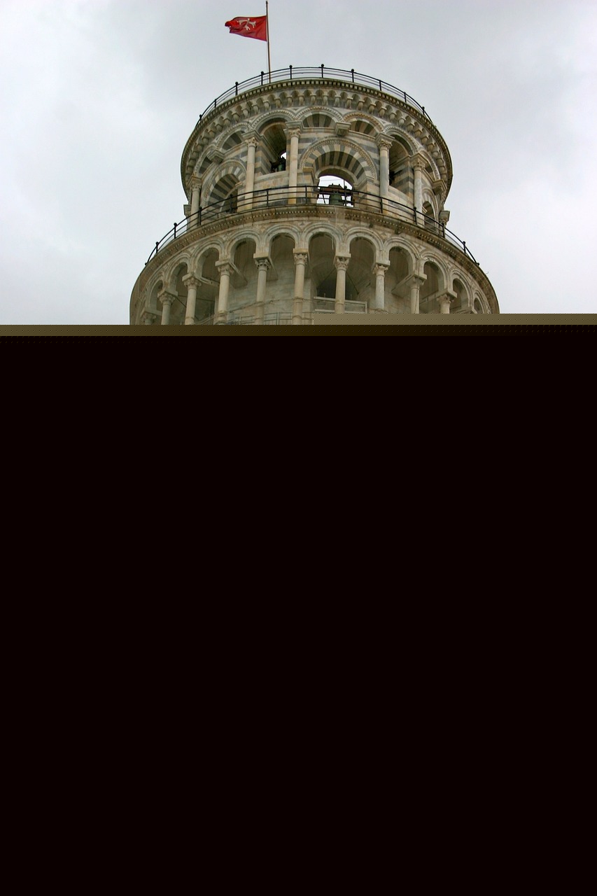 A construção foi declarada Patrimônio Mundial pela Unesco, em 1987. A Torre de Pisa é considerada um dos importantes símbolos da Itália, e ainda, um dos maiores pontos turísticos da Europa.